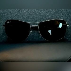 Ray ban p authentic women’s aviators sunglasses polarized. With original case